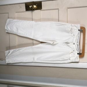 Never worn white, fitted Jeans